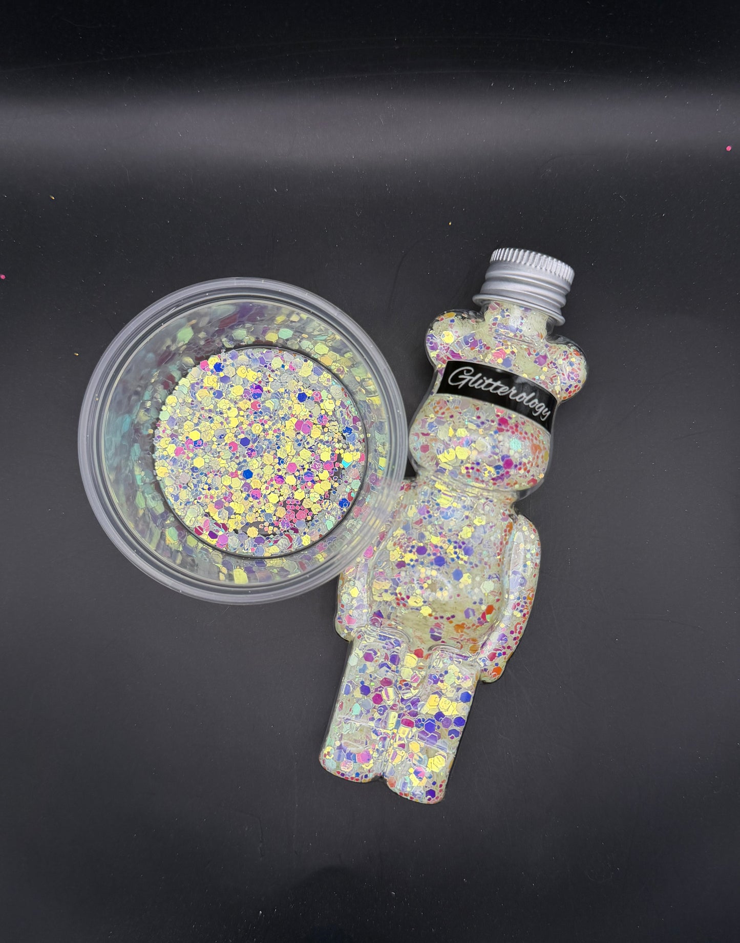 Dolomite (glow in the dark)
