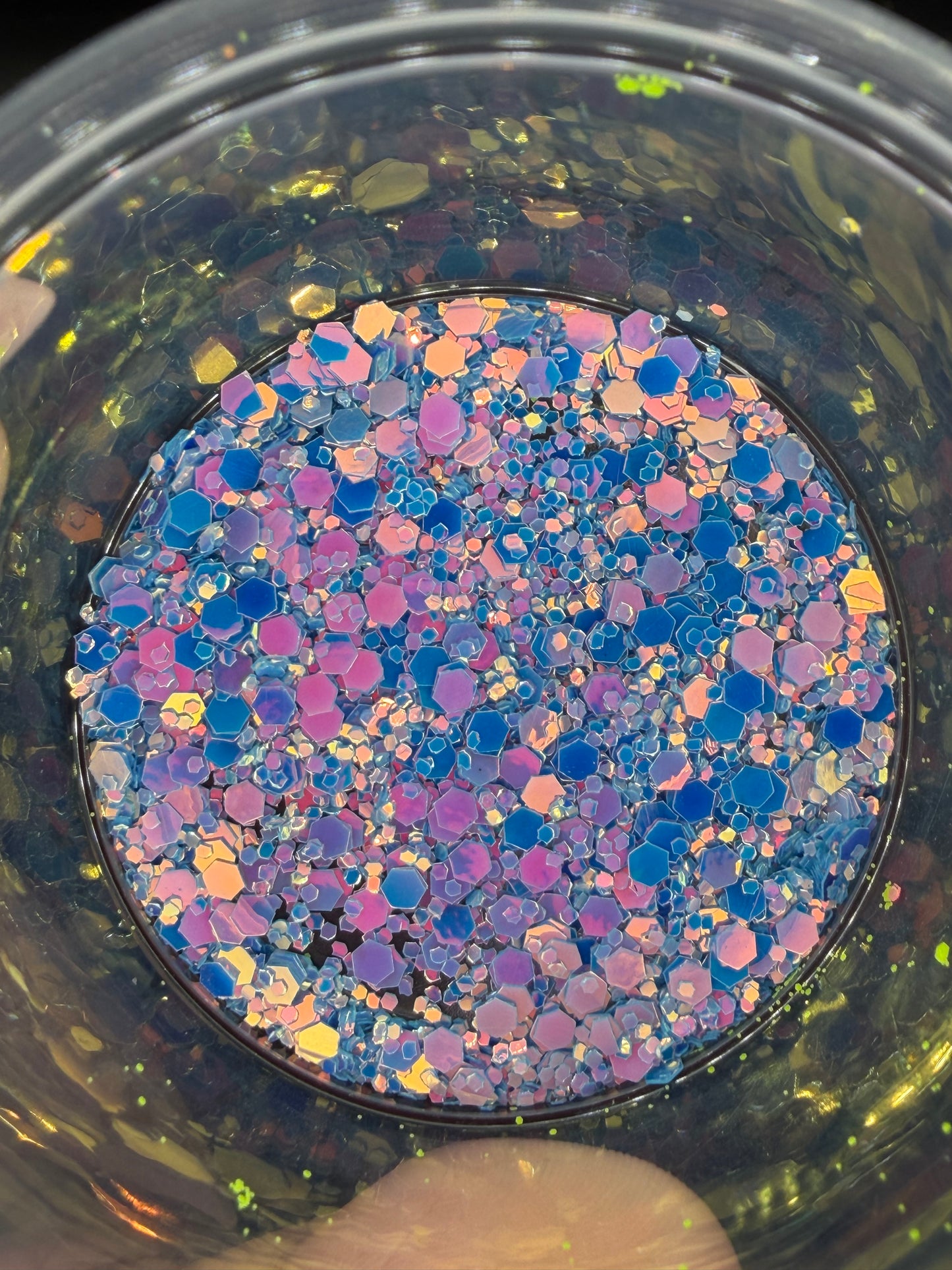 Kyanite (glow in the dark)