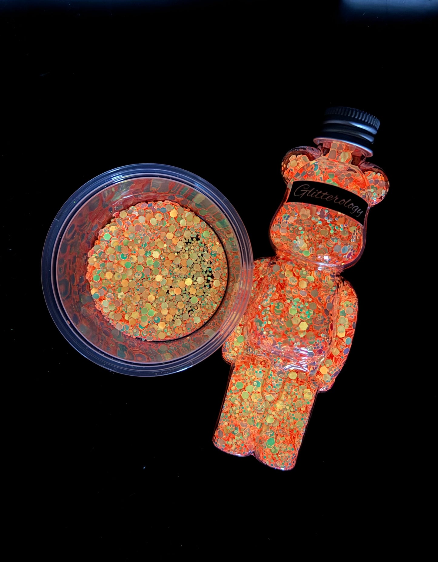 Spinel (glow in the dark)