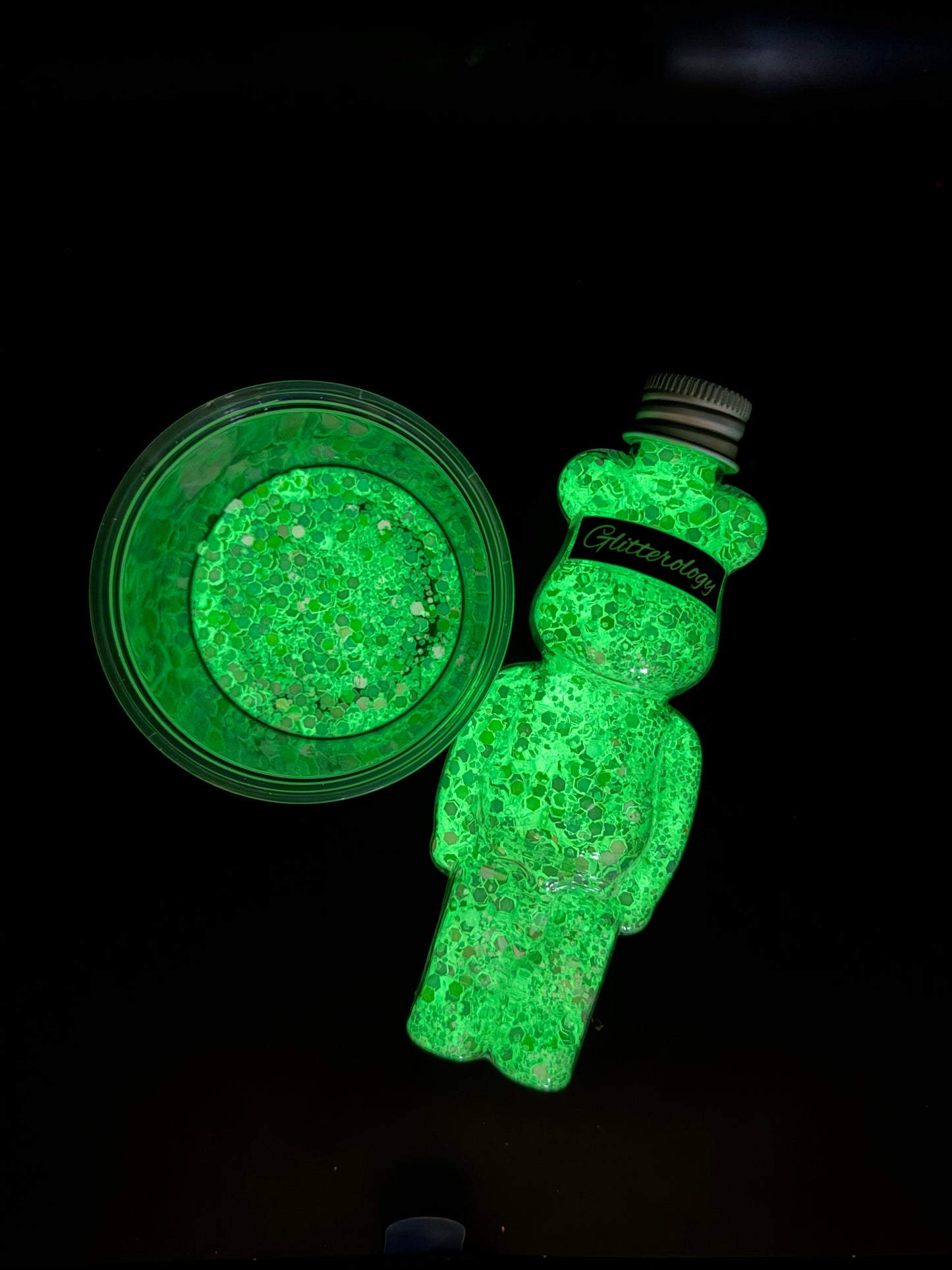 Mirror Mirror (glow in the dark)